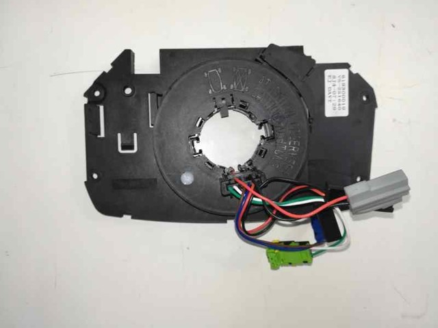 Comutador instalado na coluna da direção, montado 8200216462 RENAULT