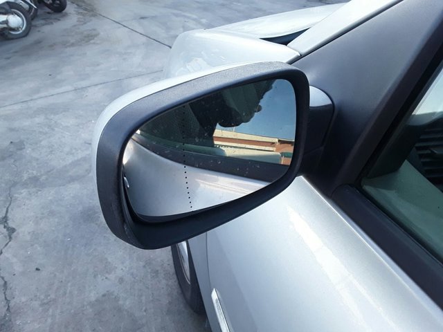 Caixa do espelho retrovisor esquerdo para Renault Megane II (BM0/1_,BM0/1_) (2003-2008) 1.4 16V K4J732 8200217947