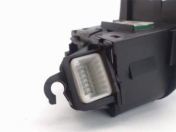 RENAULT 8200218170 Блок кнопочных переключателей рулевого колеса в наличии Полтава