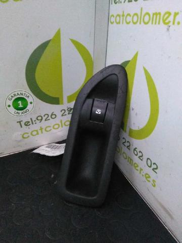 8200220507 RENAULT Кнопка блокировки дверей купить в Харьков