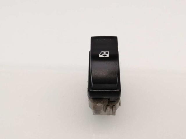 RENAULT 8200220511 Кнопка блокировки дверей в наличии Сумы