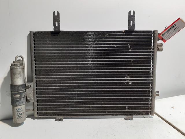 Aquecimento do radiador / Ar condicionado para Renault Kangoo 1.9 DCI 4x4 (KC0V) F9Q790 8200221131