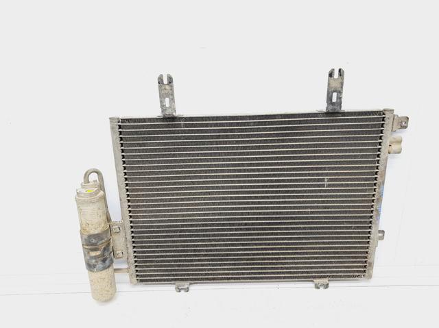 Condensador de ar condicionado / radiador para Renault Kangoo 1.5 DCI K9K A7 8200221131