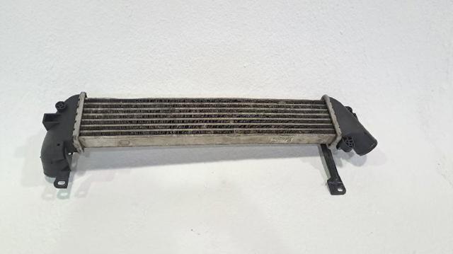 Radiador de intercooler 8200221885 RENAULT