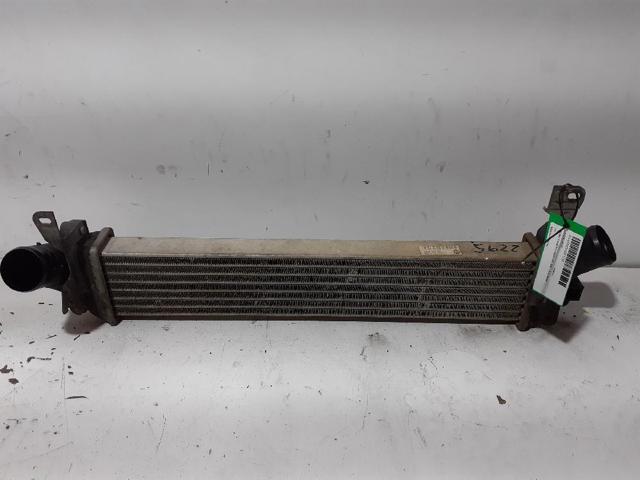Radiador de intercooler 8200221885 RENAULT