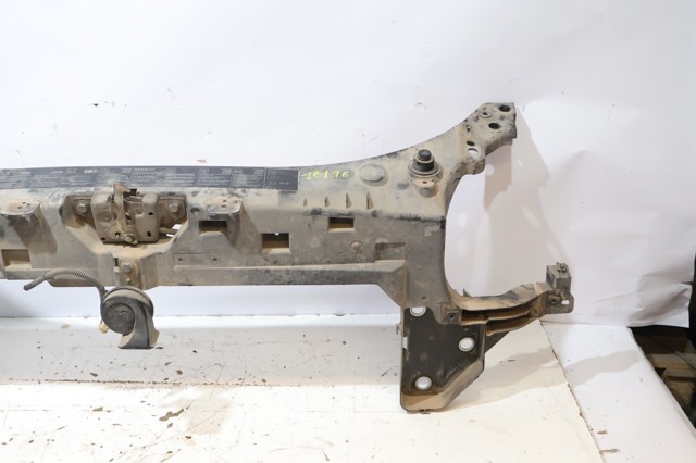 8200224763 RENAULT Рамка радиатора купить в Одесса
