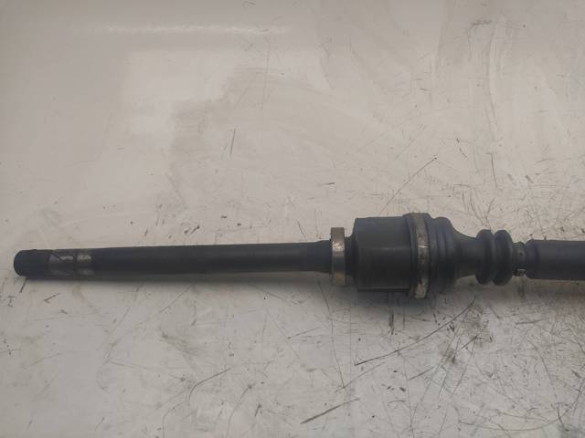 8200232883 RENAULT Полуось (привод) передняя правая купить в Украина