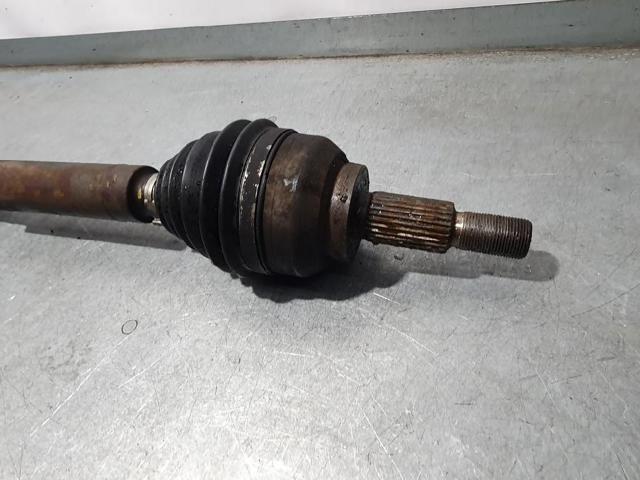 RENAULT 8200232883 Правая полуось в наличии Житомир