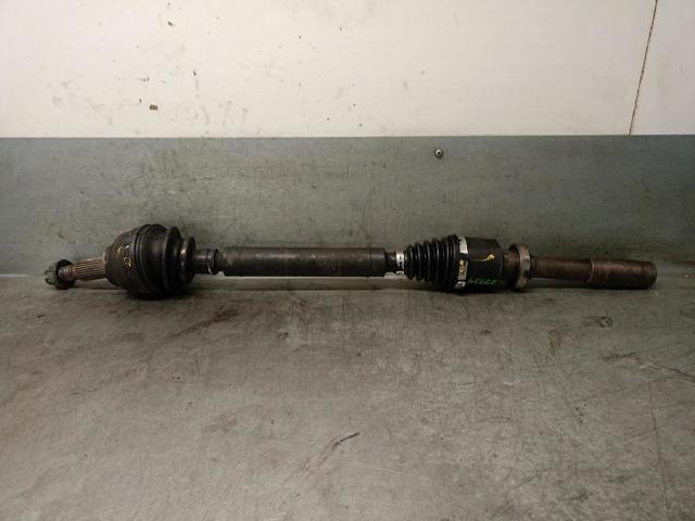 RENAULT 8200232883 Полуось (привод) передняя правая в наличии Одесса