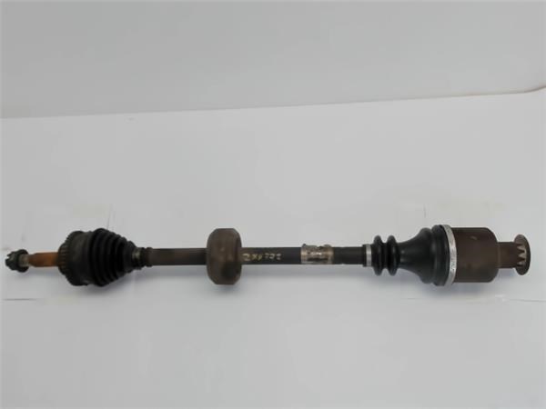 RENAULT 8200236096 Полуось (привод) передняя правая в наличии Ужгород