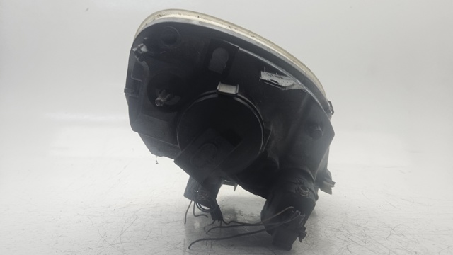 8200236590 NISSAN Левая фара купить в Кривой Рог