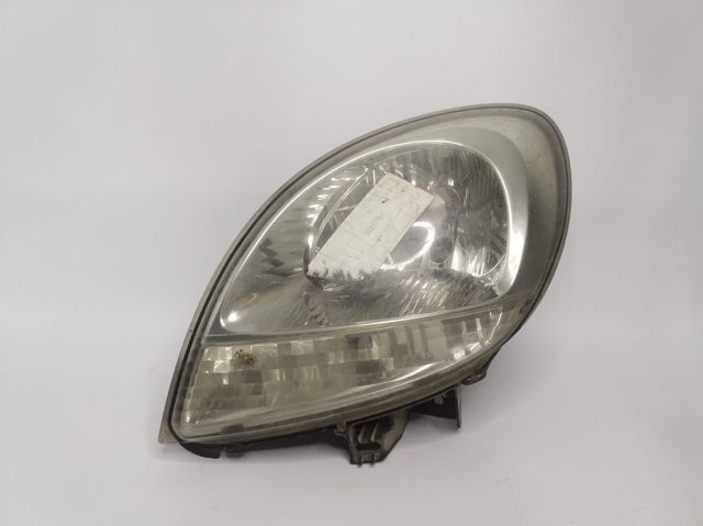 RENAULT 8200236590 Левая фара в наличии Львов