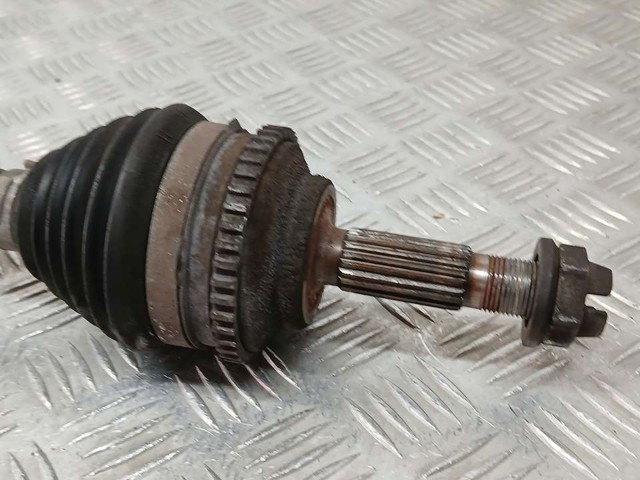 8200240430 RENAULT Полуось (привод) передняя правая купить в Тернополь