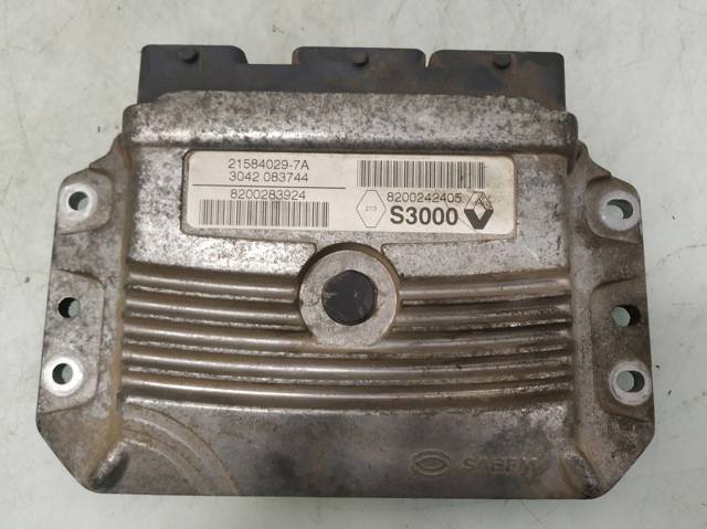 RENAULT 8200242405 Модуль управления (ЭБУ) двигателем в наличии Каменское