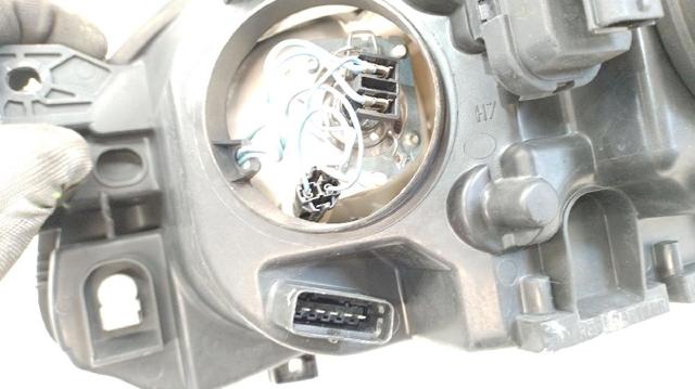 8200244897 Правая фара купить Павлоград