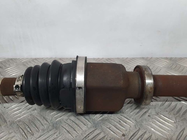 RENAULT 8200261841 Правая полуось в наличии Ужгород