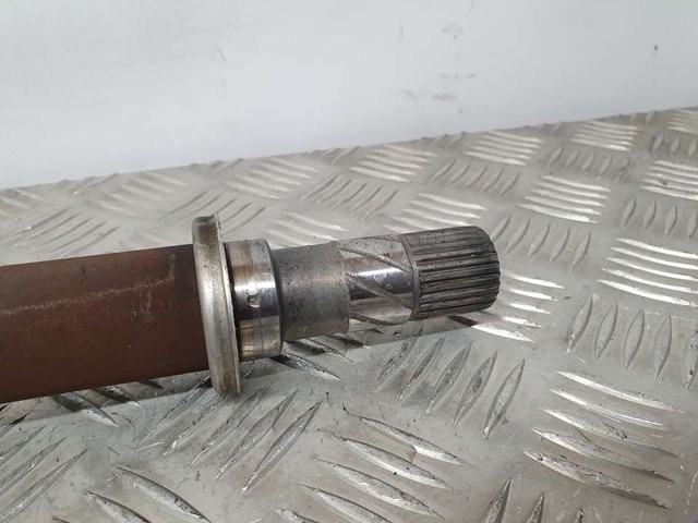 RENAULT 8200261841 Правая полуось в наличии Сумы