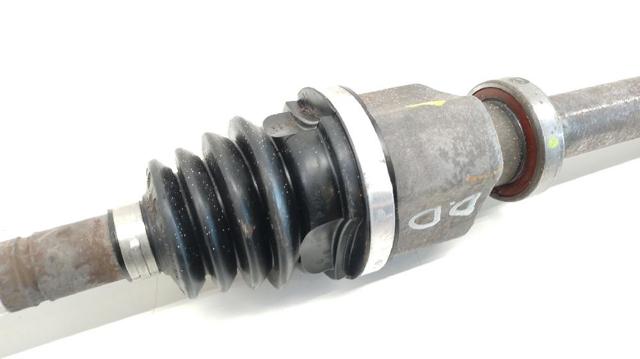 8200264665 RENAULT Полуось (привод) передняя правая купить в Тернополь