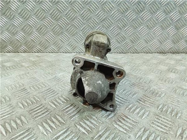 Motor de arranco 8200266777B RENAULT