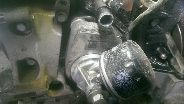Resfriador de óleo do motor para Renault Megane II 1.5 dCi (bm1e, cm1e) k9k p7 8200267937 F