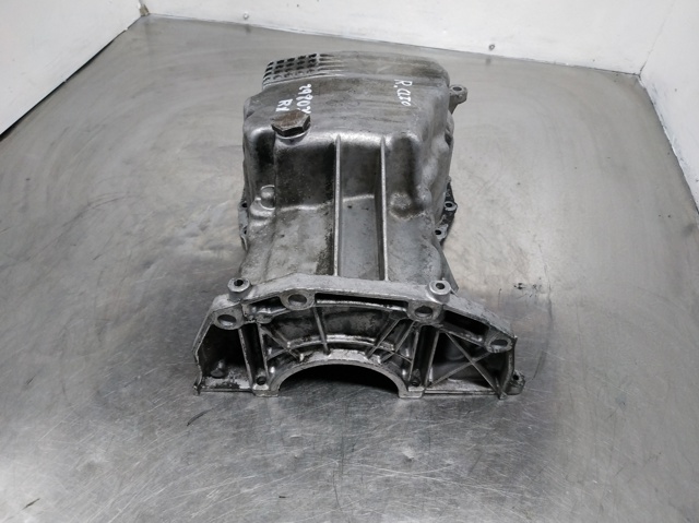 8200273261 RENAULT Поддон масляный картера двигателя купить в Киев