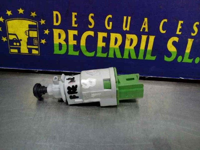 8200276360 RENAULT Датчик включения сцепления  купить в Днепр