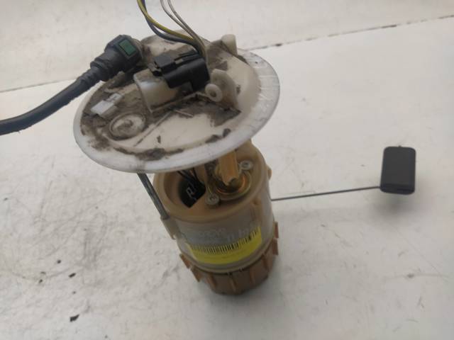 Módulo de bomba de combustível com sensor do nível de combustível 8200288808 RENAULT