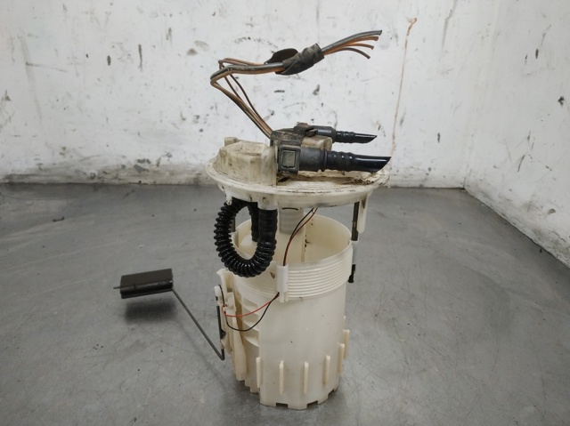 Módulo de bomba de combustível com sensor do nível de combustível 8200288808 RENAULT