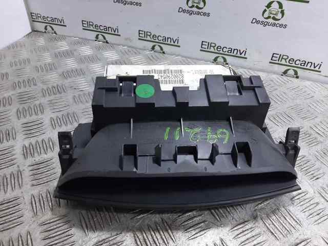 8200290543 RENAULT Дисплей многофункциональный купить в Ирпень