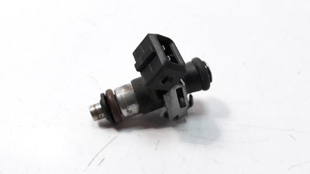 RENAULT 8200292590 Топливные форсунки в наличии Харьков