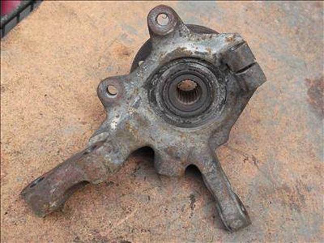 RENAULT 8200297026 Цапфа передняя левая в наличии Сумы