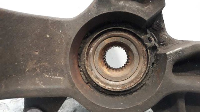 8200297032 RENAULT Цапфа (поворотный кулак) передний правый купить в Чернигов