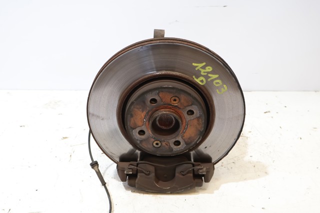 RENAULT 8200297033 Цапфа передняя правая в наличии Запорожье