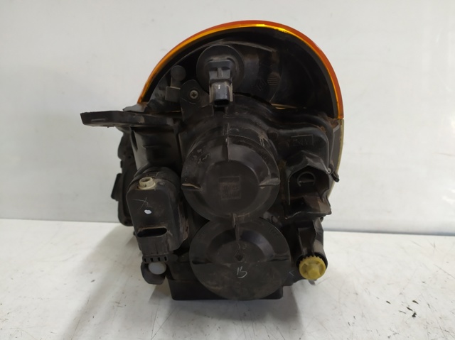 RENAULT 8200301831 Правая фара в наличии Днепр