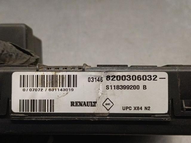 RENAULT 8200306032 Блок предохранителей в наличии Ирпень