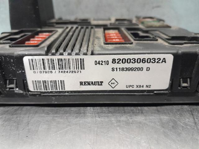 8200306032A RENAULT купить в Украина