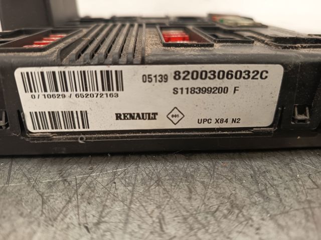 8200306032C Блок предохранителей купить Павлоград