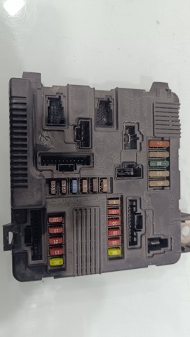 8200306033B RENAULT Блок предохранителей купить в Украина