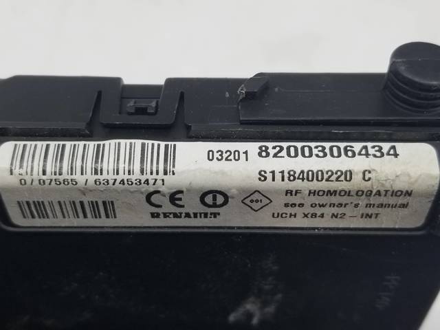 RENAULT 8200306434 Блок предохранителей в наличии Каменское
