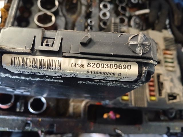 8200309690 RENAULT Блок комфорта купить в Черновцы