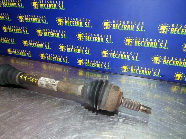 RENAULT 8200310122 Полуось (привод) передняя левая в наличии Каменское