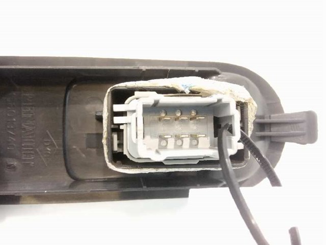 8200315027 RENAULT Кнопка блокировки дверей купить в Украина