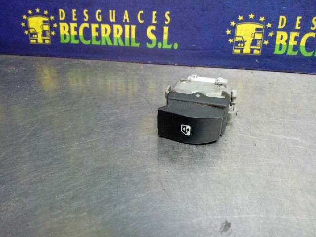 RENAULT 8200315027 Кнопка блокировки дверей в наличии Черкассы