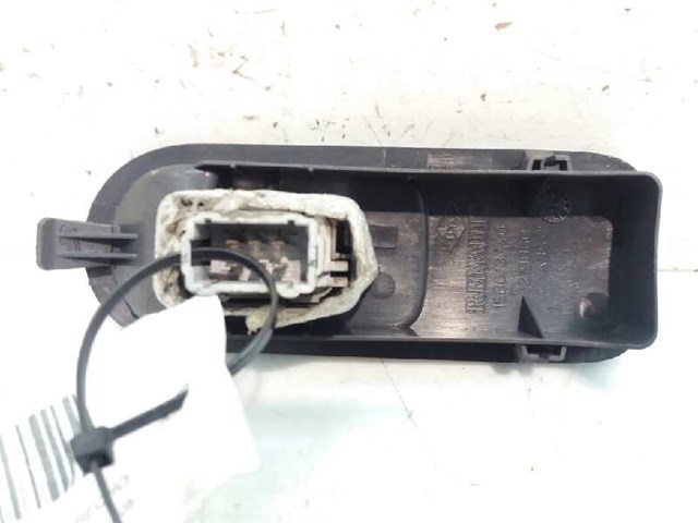RENAULT 8200315027 Кнопка блокировки дверей в наличии Украина