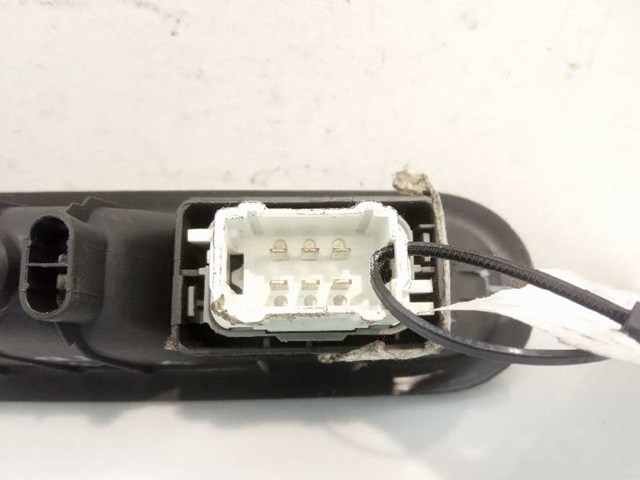 8200315029 RENAULT Кнопка включения мотора стеклоподъемника задняя купить в Каменское
