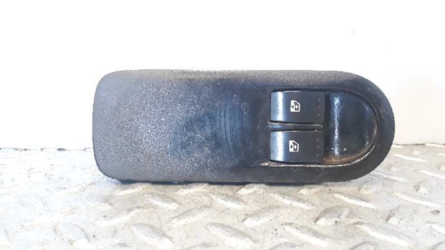 8200315034 RENAULT Кнопочный блок управления стеклоподъемником передний левый купить в Тернополь
