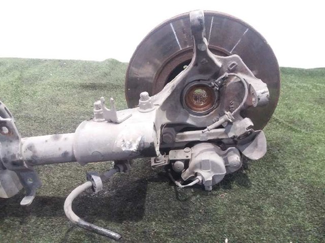 8200322078 RENAULT Цапфа (поворотный кулак) передний правый купить в Ровно