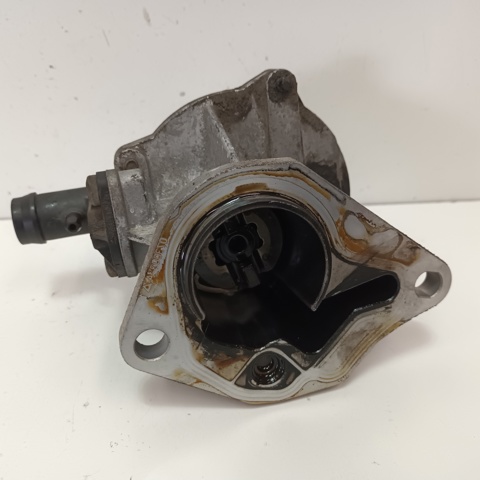 8200327252 RENAULT Насос вакуумный купить в Кривой Рог