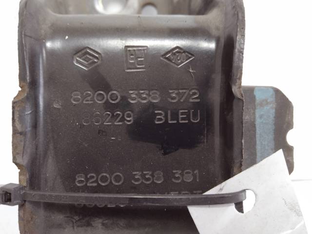 RENAULT 8200338372 Подушка (опора) двигателя правая в наличии Сумы