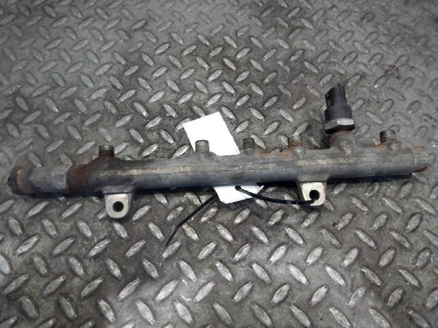 8200347176 RENAULT Распределитель топлива (рампа) купить в Ужгород
